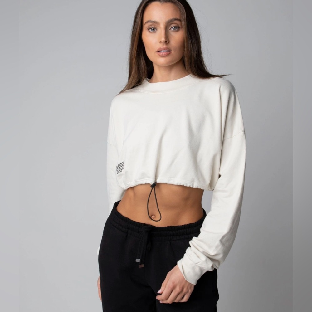 TALENTLESS Set Bone Color Crop Clinch Crew Top & Boxing Shorts